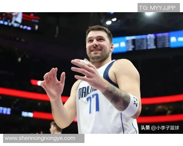 东契奇今日表现惊艳全场荣膺最佳球员称号大放异彩 东契奇今日表现惊艳全场荣膺最佳球员称号大放异彩