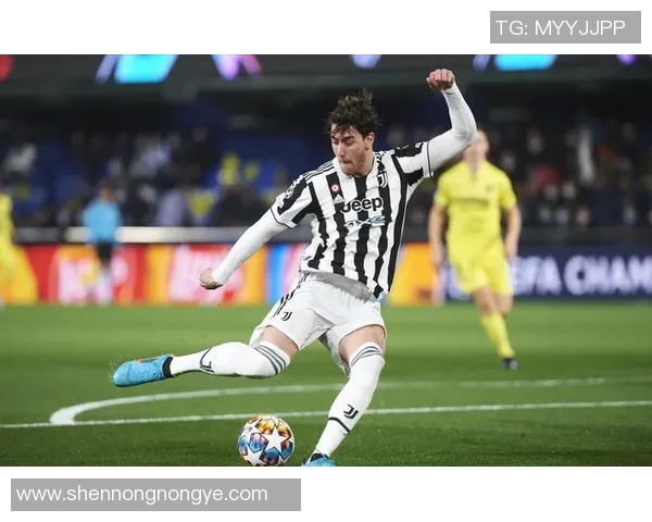 欧洲五大联赛射手榜激烈争夺分析各队争冠形势与顶级射手表现 欧洲五大联赛射手榜激烈争夺分析各队争冠形势与顶级射手表现