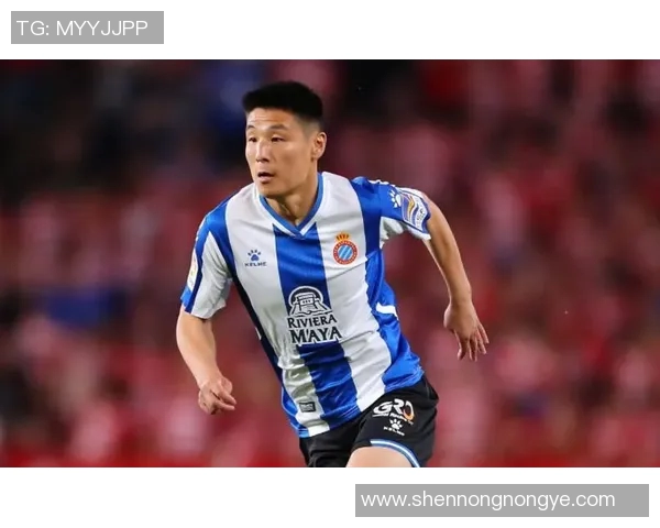 武磊赛场爆发小插曲,裁判如何处理? 武磊赛场爆发小插曲,裁判如何处理?